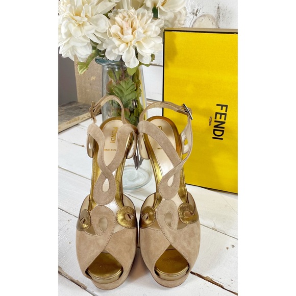 Fendi Suede Sandal Platform Stilettos - Picture 4 of 9